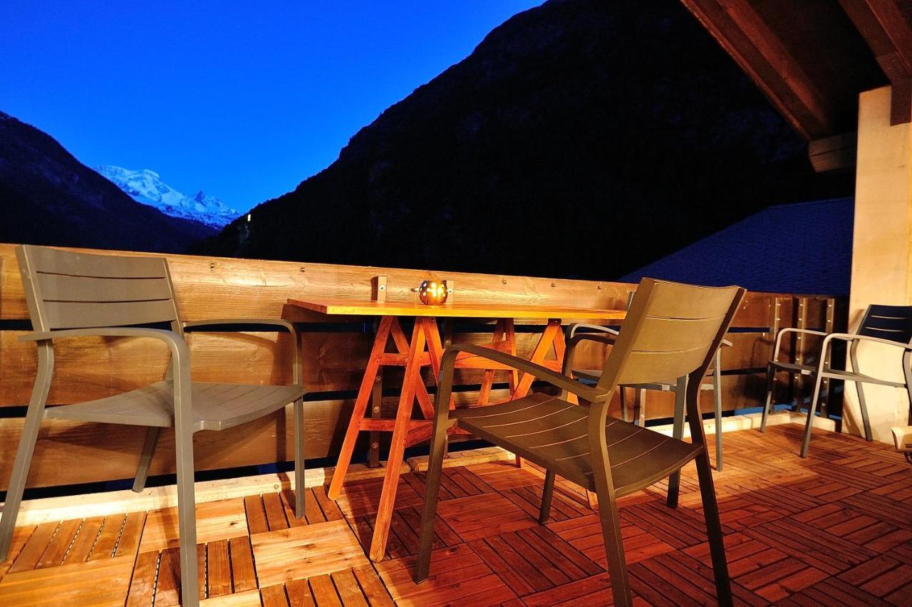 Cosy 3.5 Piece A Taesch Apartment Exterior photo